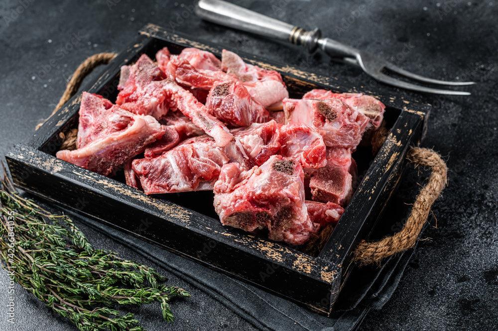 Diced Beef On Bone (1kg)